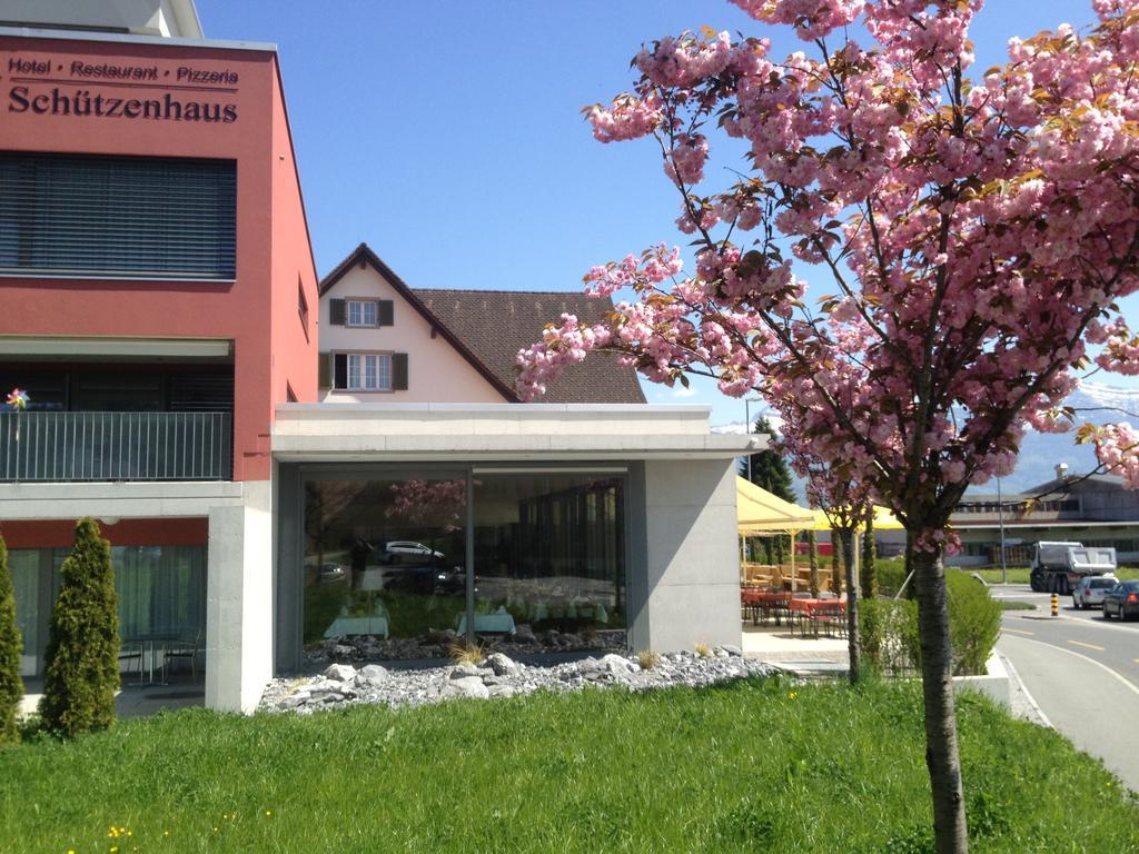 Hotel Schuetzenhaus Uznach Exterior photo